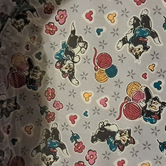 Mickey and Minnie Mouse Cosmetic Case by Vera Bradley - Picture 3 of 5